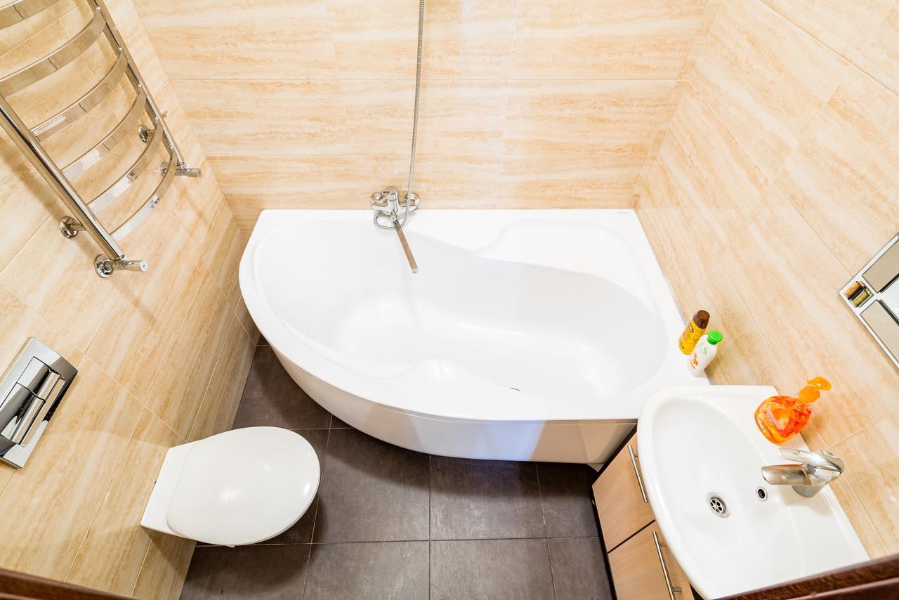 Leogrand Apartments On Doroshenka Street 1 リヴィウ エクステリア 写真